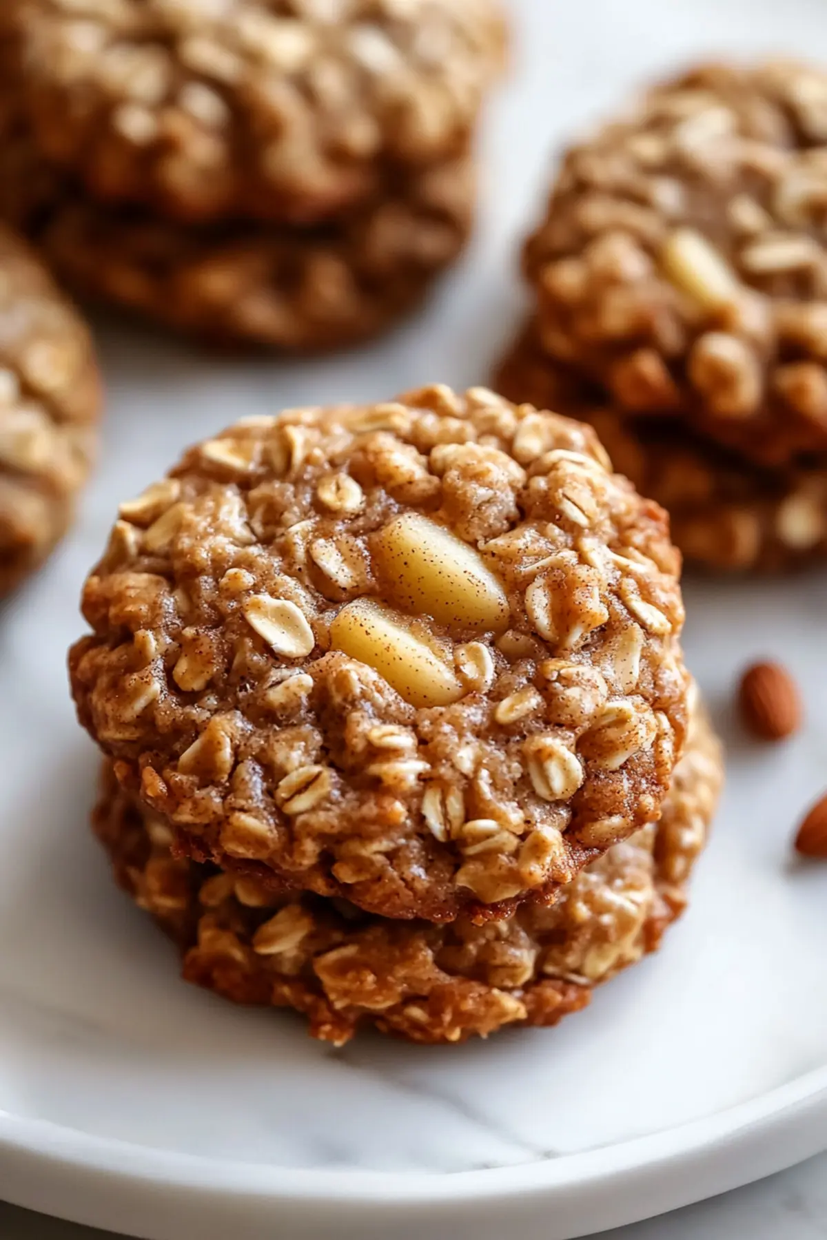 Healthy Apple Pie Oatmeal Cookies