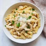 Crockpot Garlic Parmesan Chicken Pasta