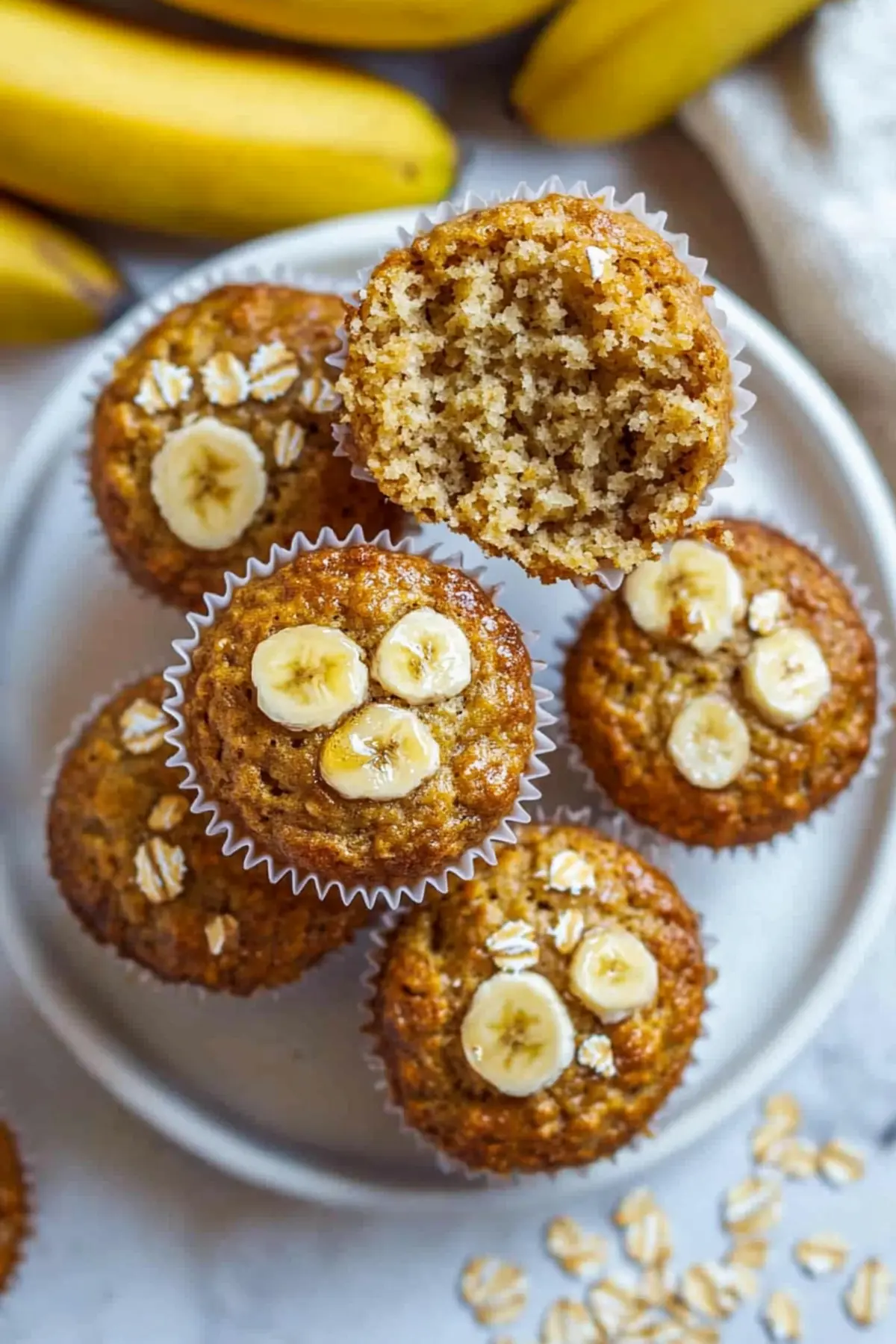 Healthy Banana Oatmeal Muffins